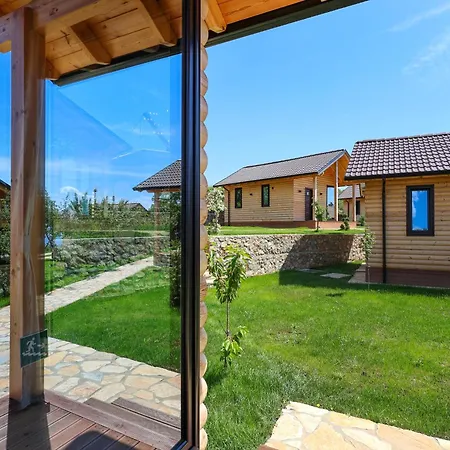 Holiday park Bujtina Kapinova Berat