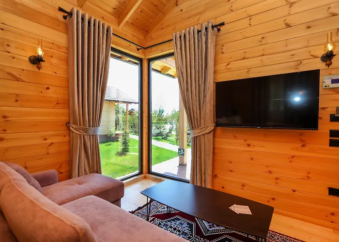 Bujtina Kapinova Parco vacanze Berat