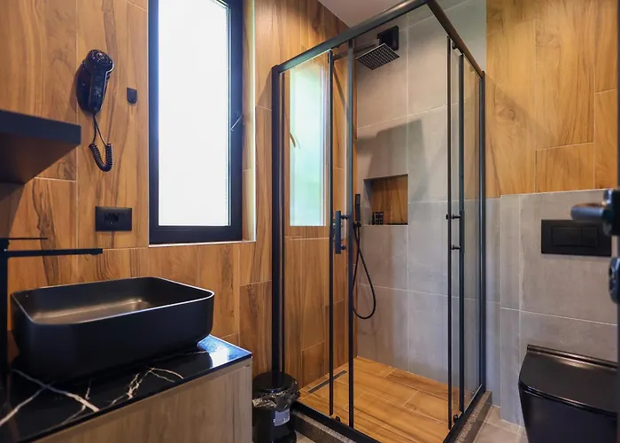 Bujtina Kapinova Parco vacanze *