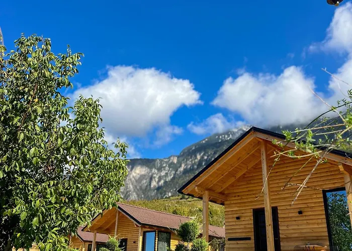 Bujtina Kapinova Parco vacanze