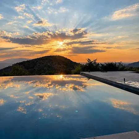 Tatil parkı Bujtina Kapinova *