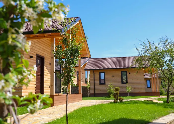 Bujtina Kapinova Holiday park Berat